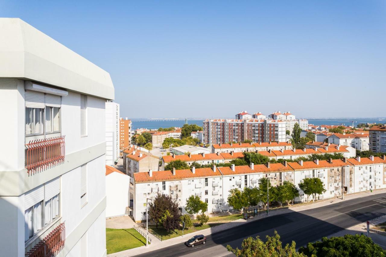 Lisbon Airport Suites Екстериор снимка